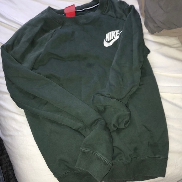 dark green nike crewneck